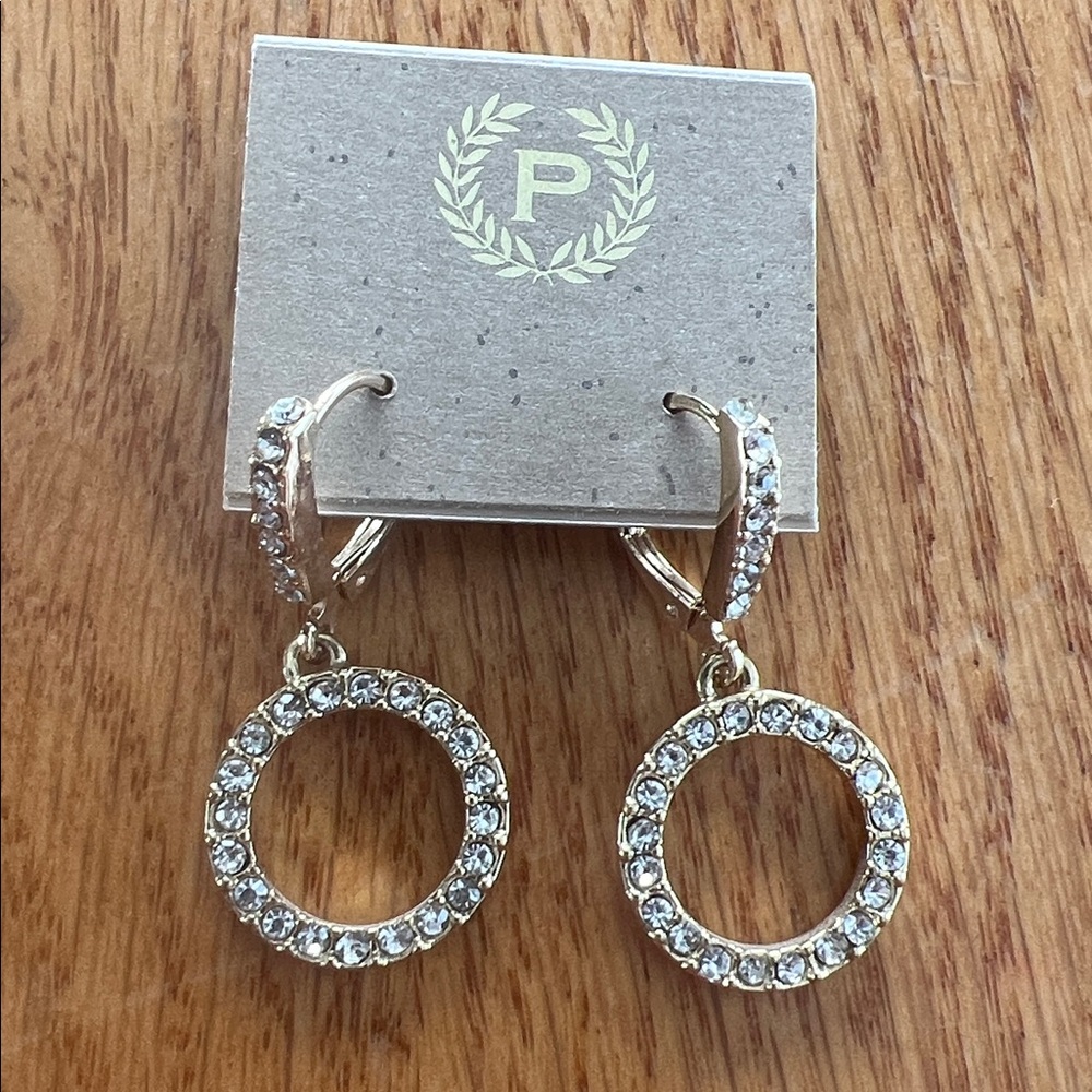 Beautiful Drop Gold tone earrings.  Sparkly rhinestones and yellow gold.